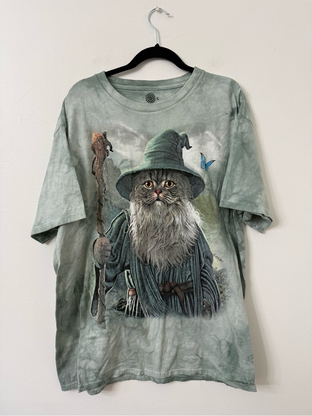 {XL} The Mountain Green Cat Gandalf Wizard Graphic Pet Lover Tie Dye T-Shirt